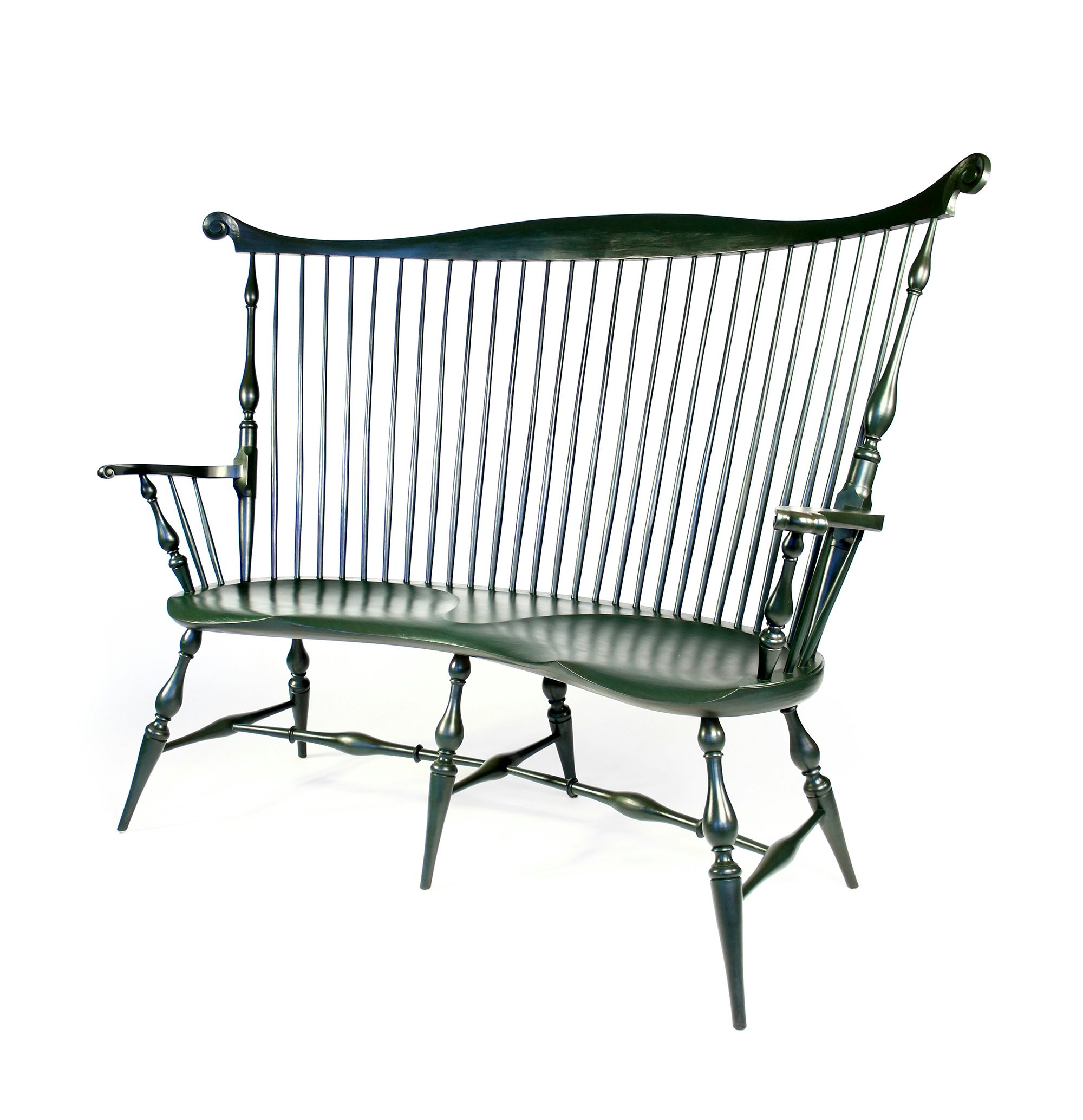 Windsor Comb Back Settee